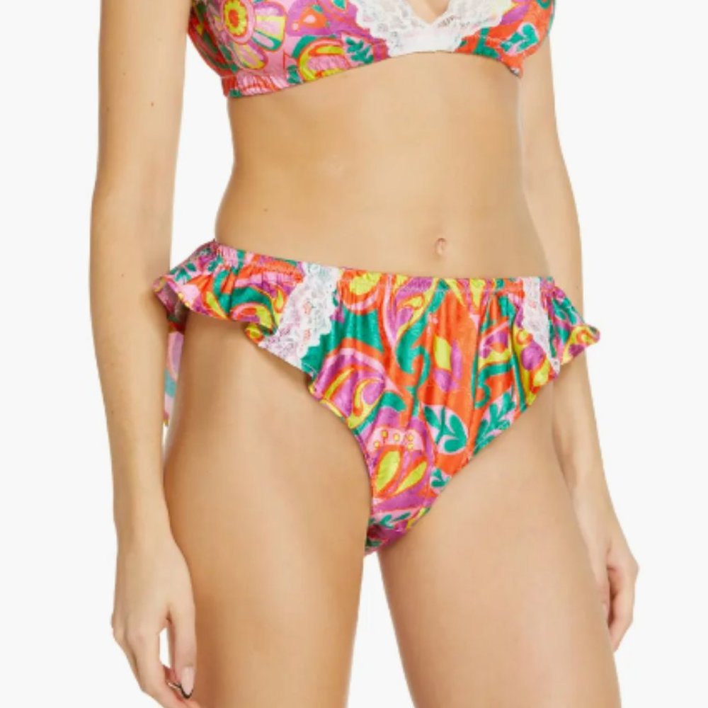 Kilo Brava S NWT Pink Paisley Flutter Bikini Panties Ruffle Lace Satin Lingerie